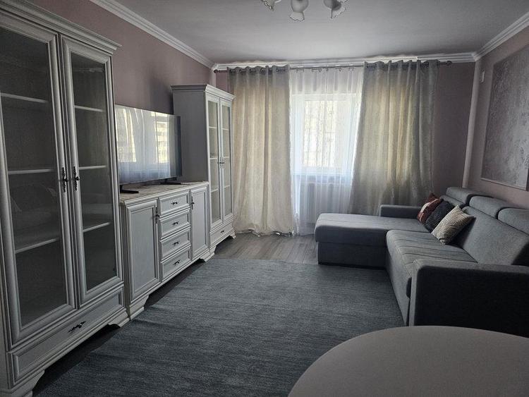 Apartament cu 3 camere decomandat, mobilat în Gară