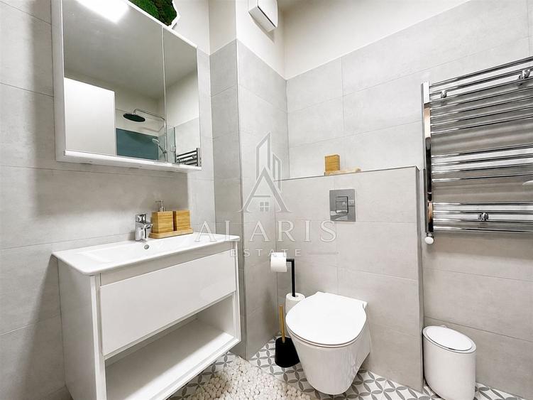 Apartament cu 4 camere semidecomandat, mobilat în Take Ionescu