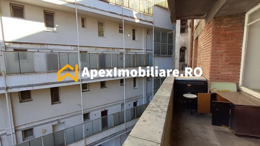 Apartament cu 2 camere semidecomandat în Cișmigiu