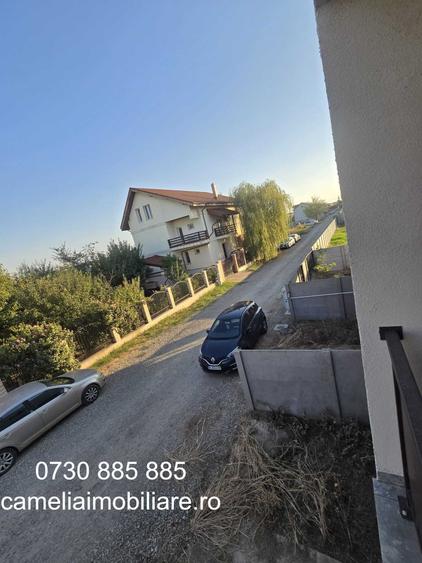 Duplex cu 4 camere cu Canalizare în Nord-Est