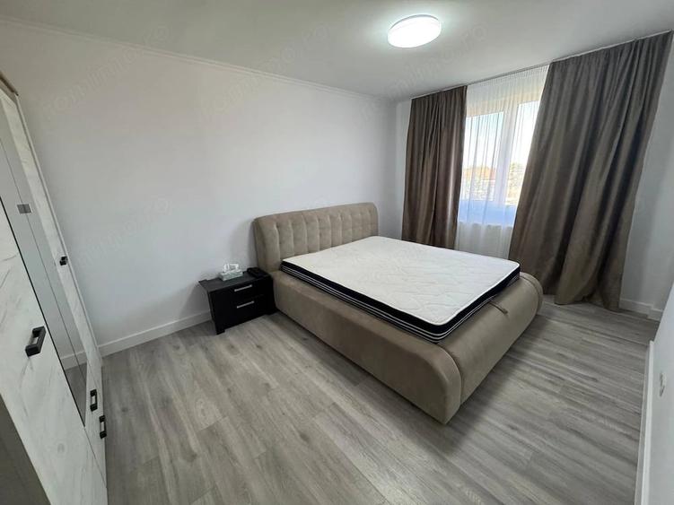 Apartament cu 2 camere decomandat în Giroc