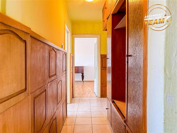 Apartament cu 3 camere decomandat, mobilat în Ciucului