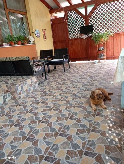 Casă cu 4 camere în Central