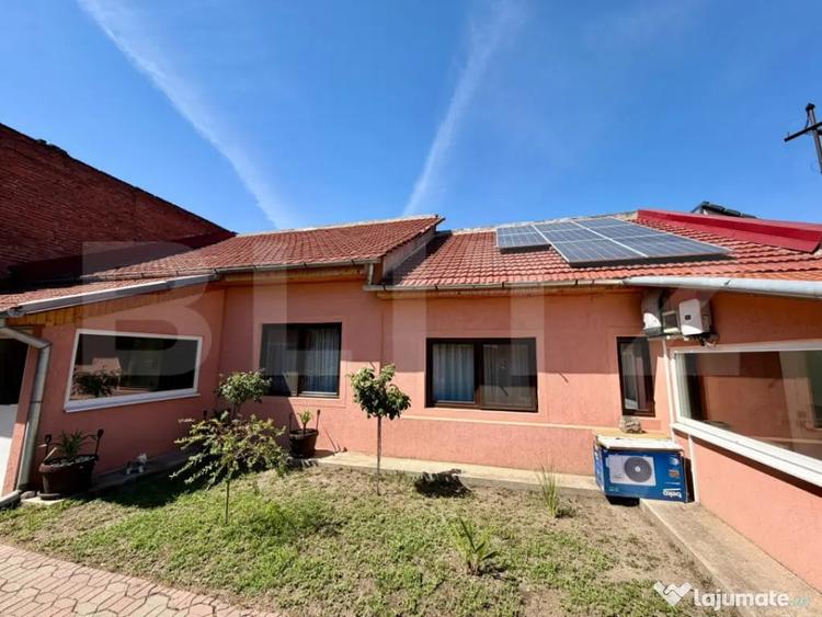 Casă cu 3 camere cu Teren 293 Mp în Central