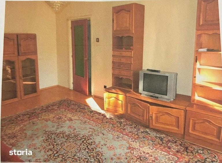 Vand Apartament 3 camere 72 mp decomandat Spitalul Judetean - 1