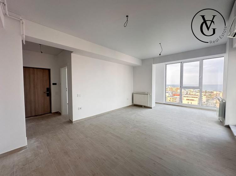 Apartament cu 3 camere semidecomandat în Mamaia-Sat