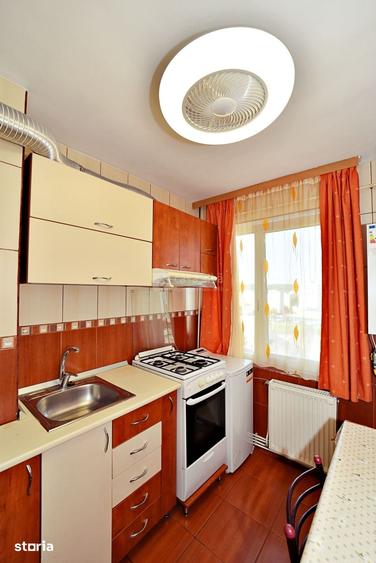 Apartament cu 2 camere în Podu Roș