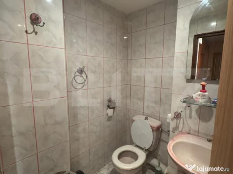 Apartament cu 3 camere decomandat în George Enescu