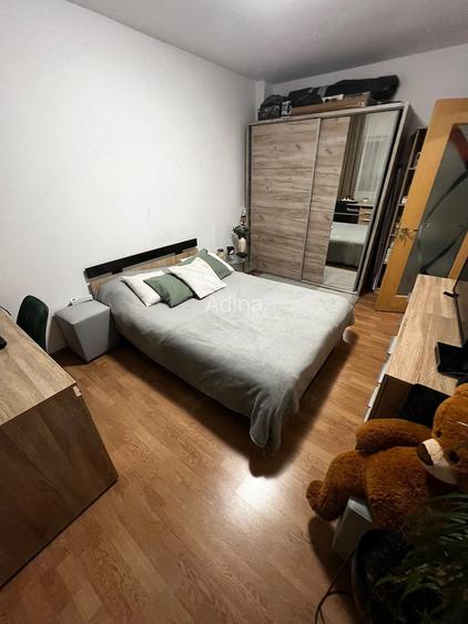 Inchiriere apartament o camera