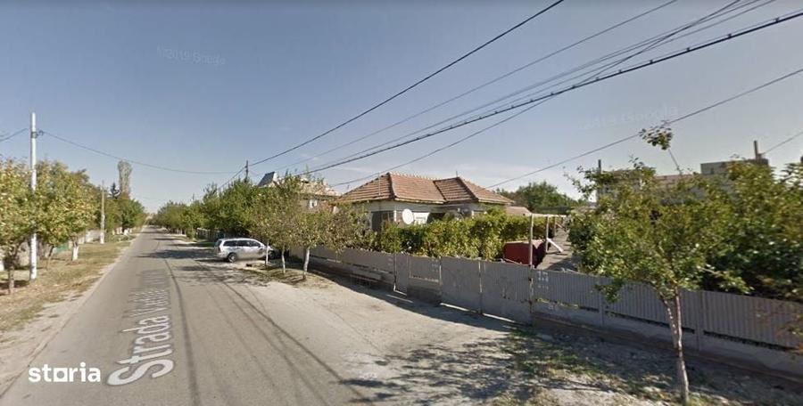 Casă cu 3 camere în Comani