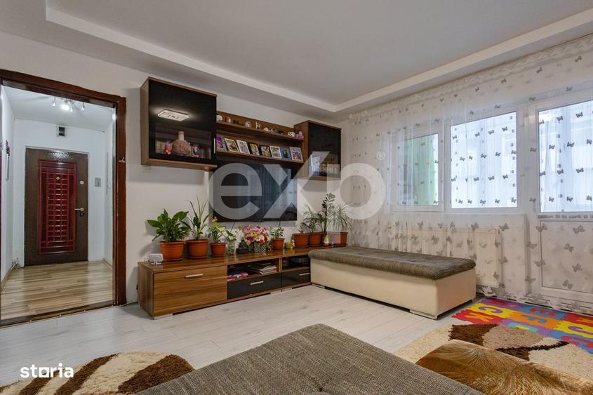 Apartament cu 3 camere decomandat în Central