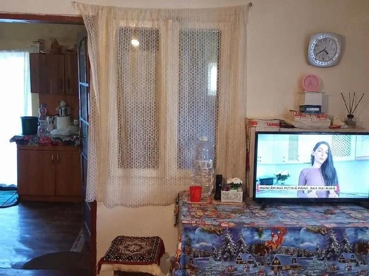 Casă individuală cu 2 camere cu Teren 500 Mp în Central