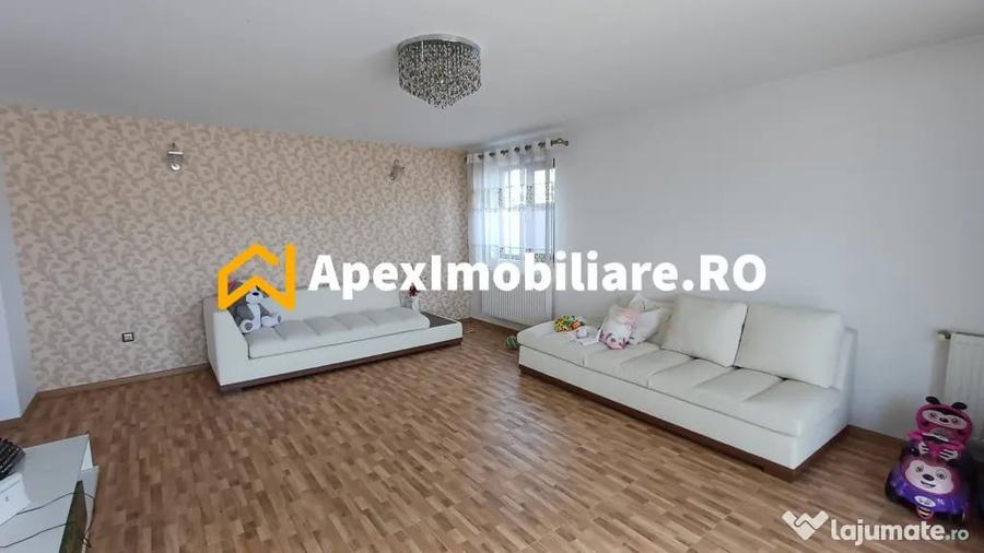 Casă cu 4 camere cu Teren 883 Mp în Varlaam