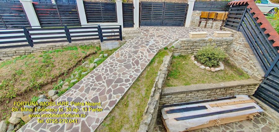 Apartament cu 4 camere decomandat, mobilat în Exterior Vest