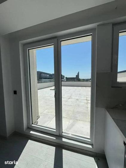 Apartament cu 2 camere semidecomandat în Theodor Pallady