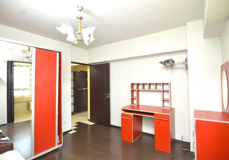 Apartament cu 2 camere decomandat, mobilat în Unirii