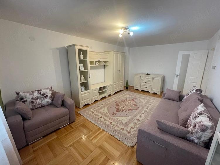 Apartament cu 2 camere decomandat în 22 Decembrie