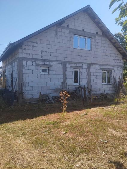 Casă cu 3 camere în Central