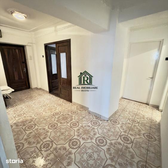 Apartament cu 3 camere decomandat în Ultracentral