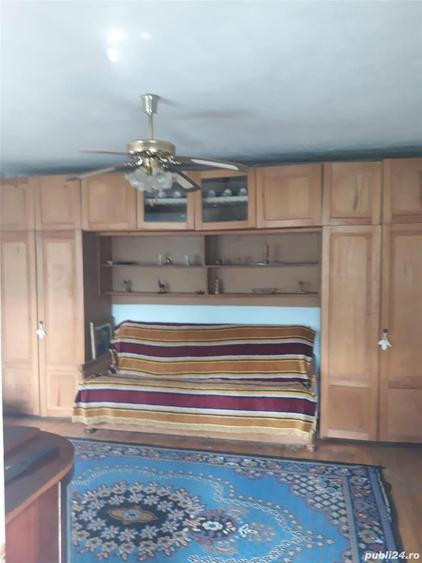 Casă în Mihăești
