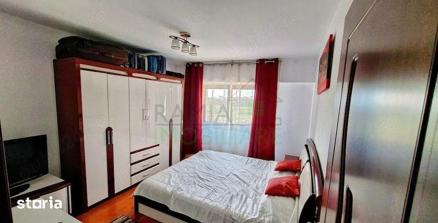 Apartament cu 3 camere decomandat, mobilat în Scriitorilor