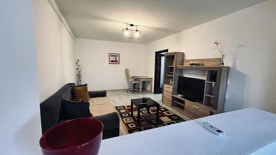 Apartament cu 2 camere decomandat în Obor