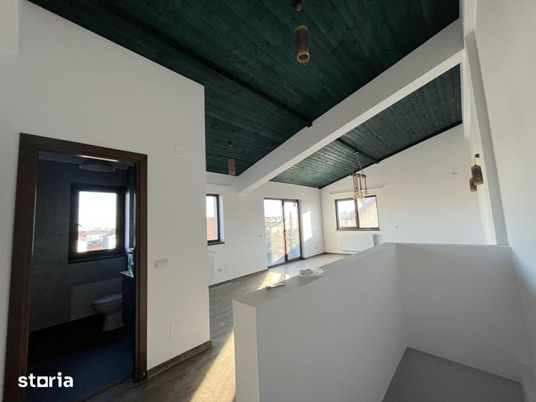 Casă cu 5 camere cu Teren 250 Mp în Central