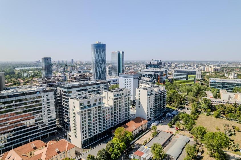 Apartament cu 2 camere semidecomandat în Aviației