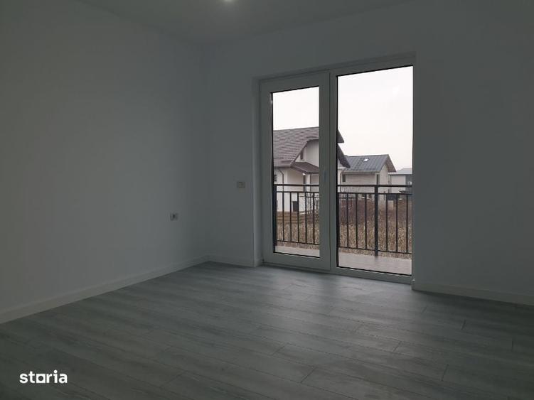Casă cu 4 camere în Valea Lupului