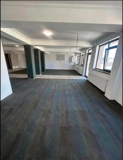 Spațiu comercial, de 155 mp, în Rediu