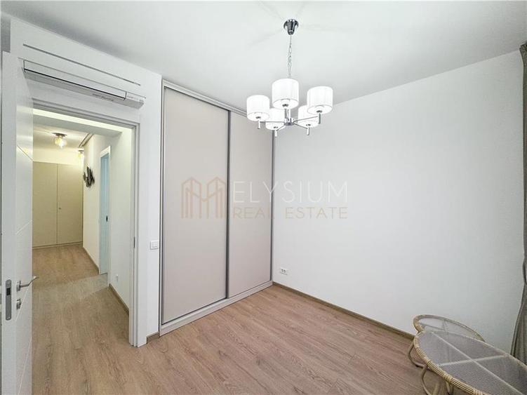 Apartament cu 3 camere semidecomandat, mobilat în Floreasca