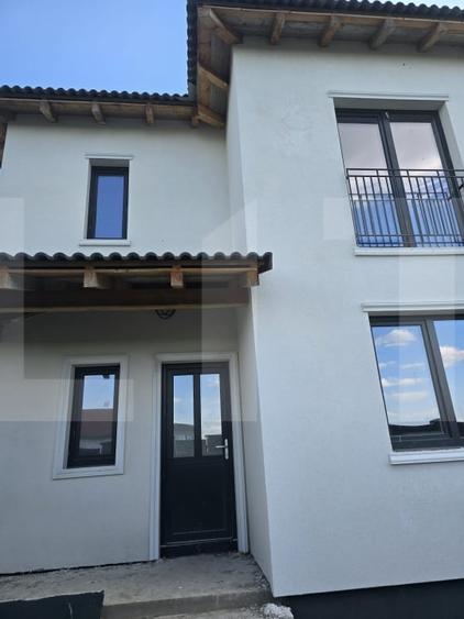 Duplex cu 4 camere cu Teren 316 Mp în Moșnița Veche