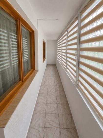 Apartament cu 4 camere semidecomandat în Central