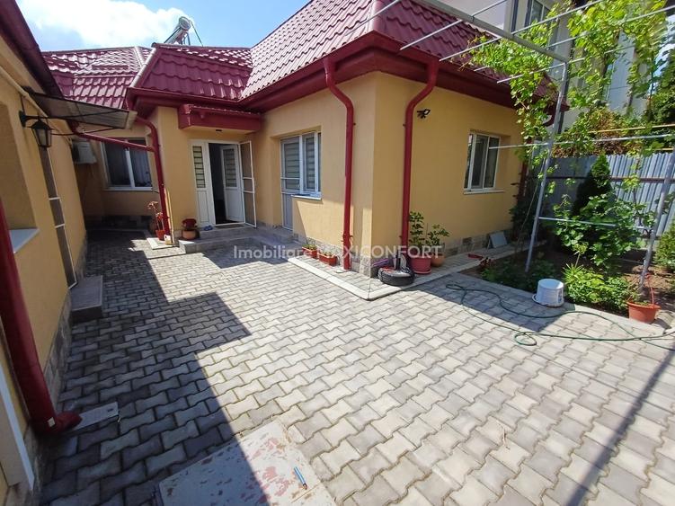 Casă individuală cu 4 camere cu Teren 290 Mp în Central