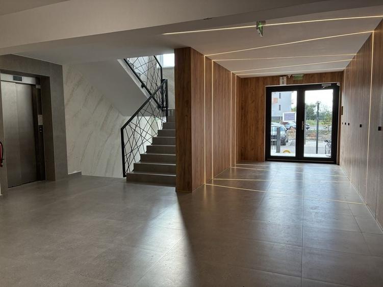Apartament cu 2 camere decomandat în Sânpetru