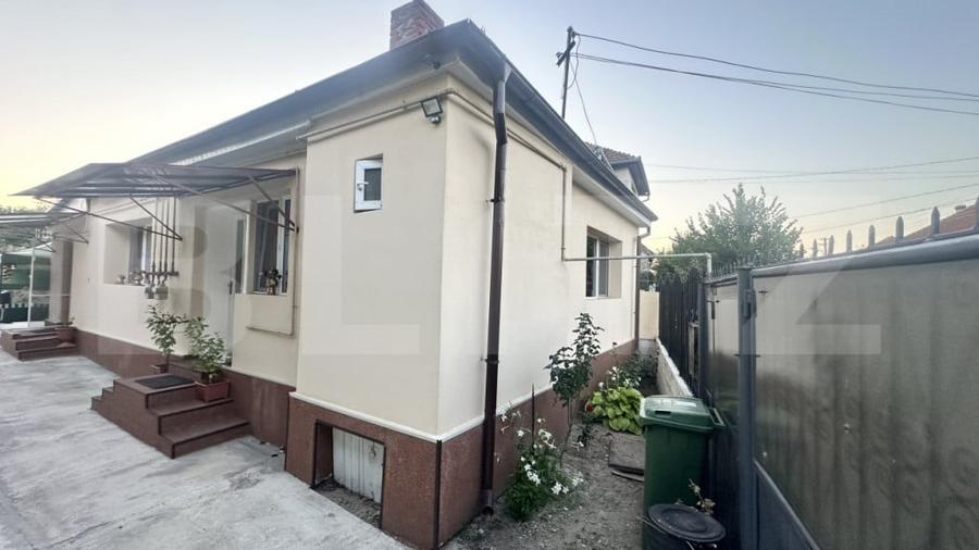 Casă cu 3 camere cu Teren 200 Mp în Central