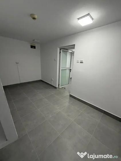 Apartament cu 4 camere în Ultracentral