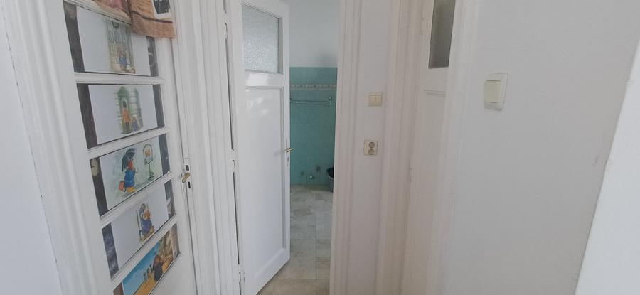 Casă individuală cu 5 camere cu Canalizare în Pache Protopopescu