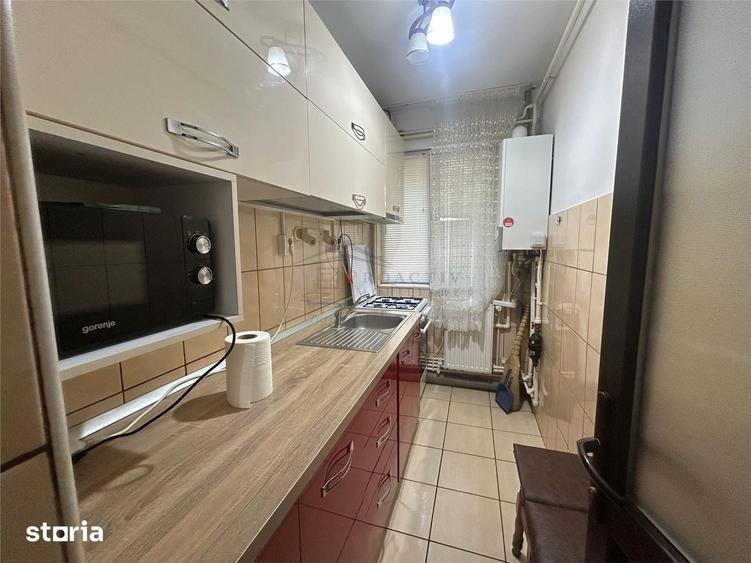 Apartament cu 2 camere nedecomandat, mobilat în George Enescu
