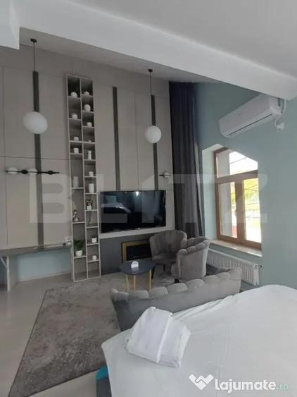 Apartament cu 4 camere decomandat, mobilat în Central
