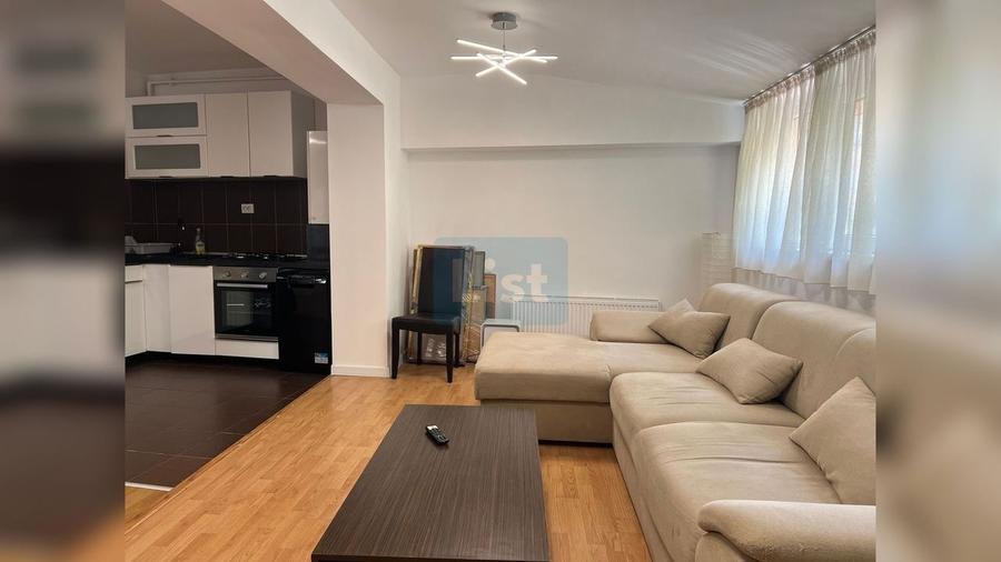 Apartament cu 4 camere semidecomandat, mobilat în Mărăști