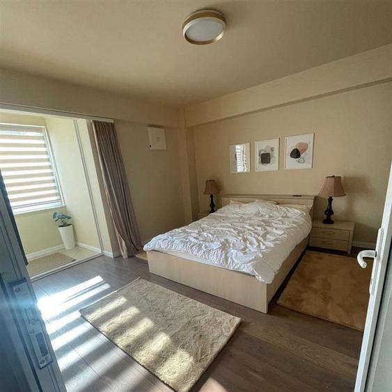Apartament cu 2 camere decomandat, mobilat în Ultracentral