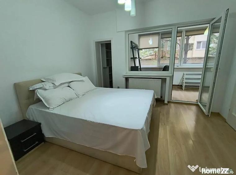 Apartament cu 2 camere semidecomandat în Sala Palatului