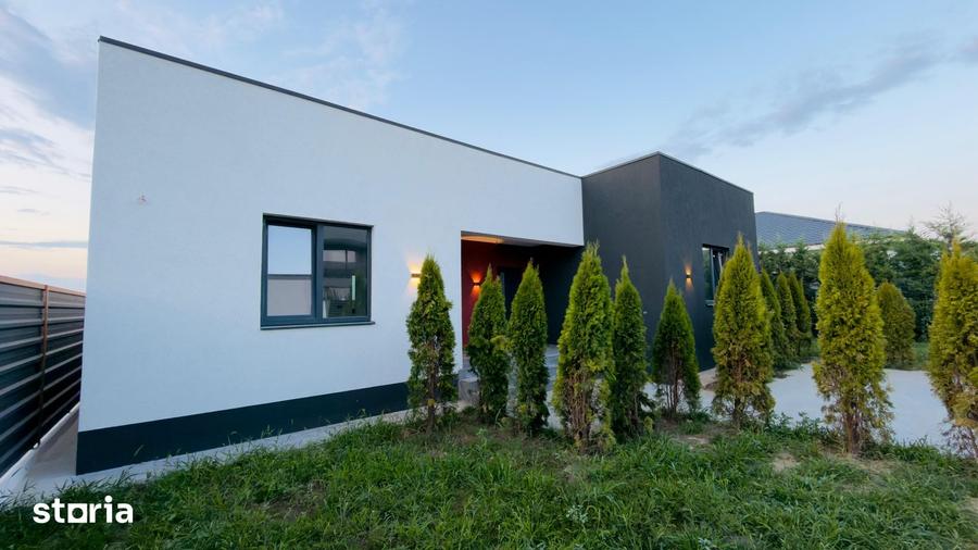 Casă cu 4 camere cu Teren 527 Mp în Central
