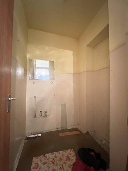 Apartament cu 4 camere decomandat, mobilat în Girocului