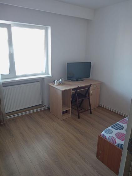 Apartament cu 2 camere decomandat în Exterior Vest
