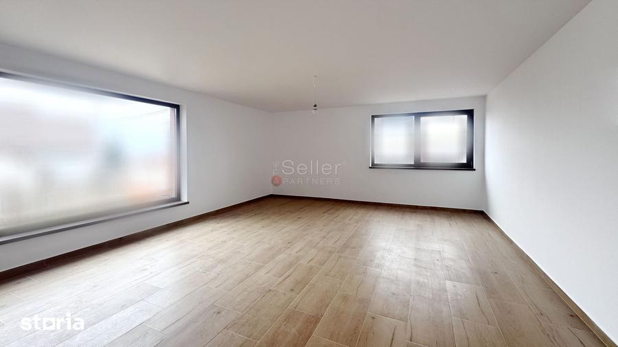 Casă cu 8 camere cu Teren 480 Mp în Bunloc