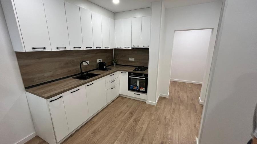 Apartament cu 2 camere decomandat, mobilat în Brâncoveanu