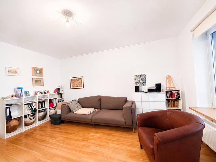 Apartament cu 2 camere decomandat în Tineretului