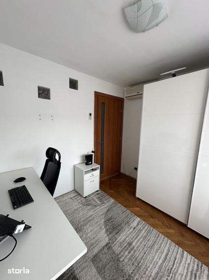 Apartament cu 3 camere decomandat în Mărăști